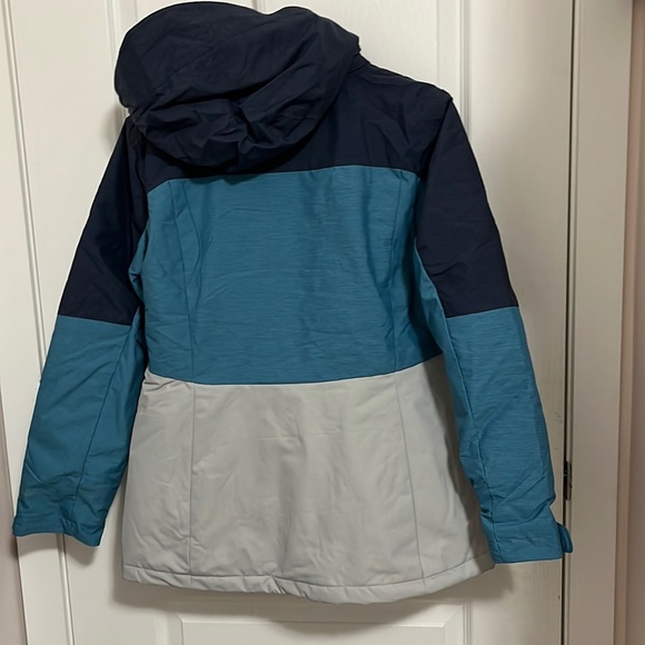 Columbia Winter Jacket - Picture 2 of 12